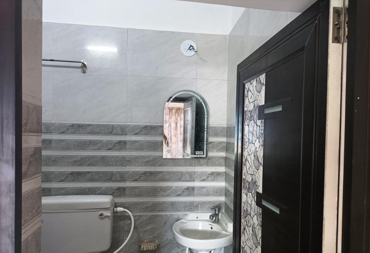 Hotel Grand View Puri Kültér fotó