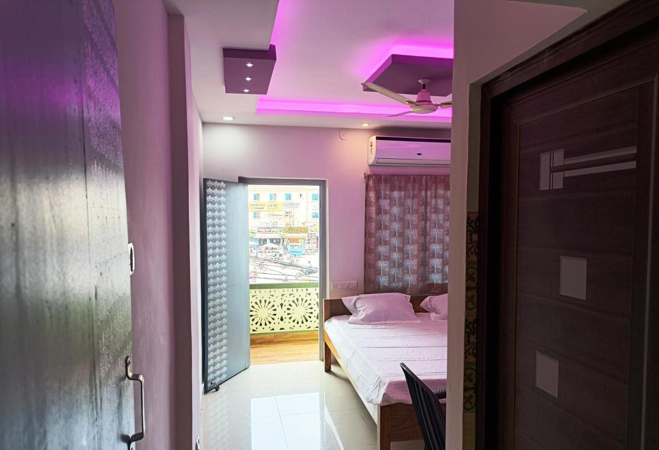 Hotel Grand View Puri Kültér fotó