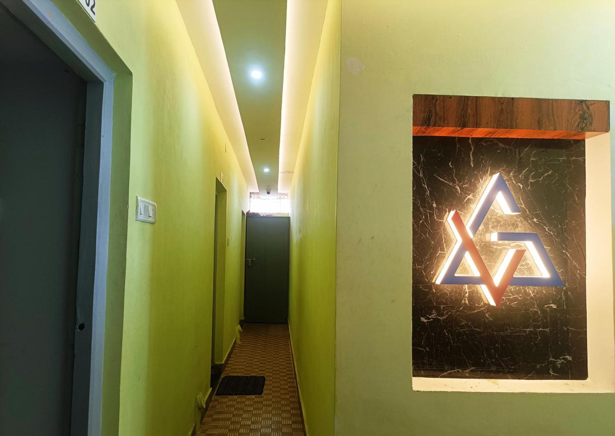Hotel Grand View Puri Kültér fotó