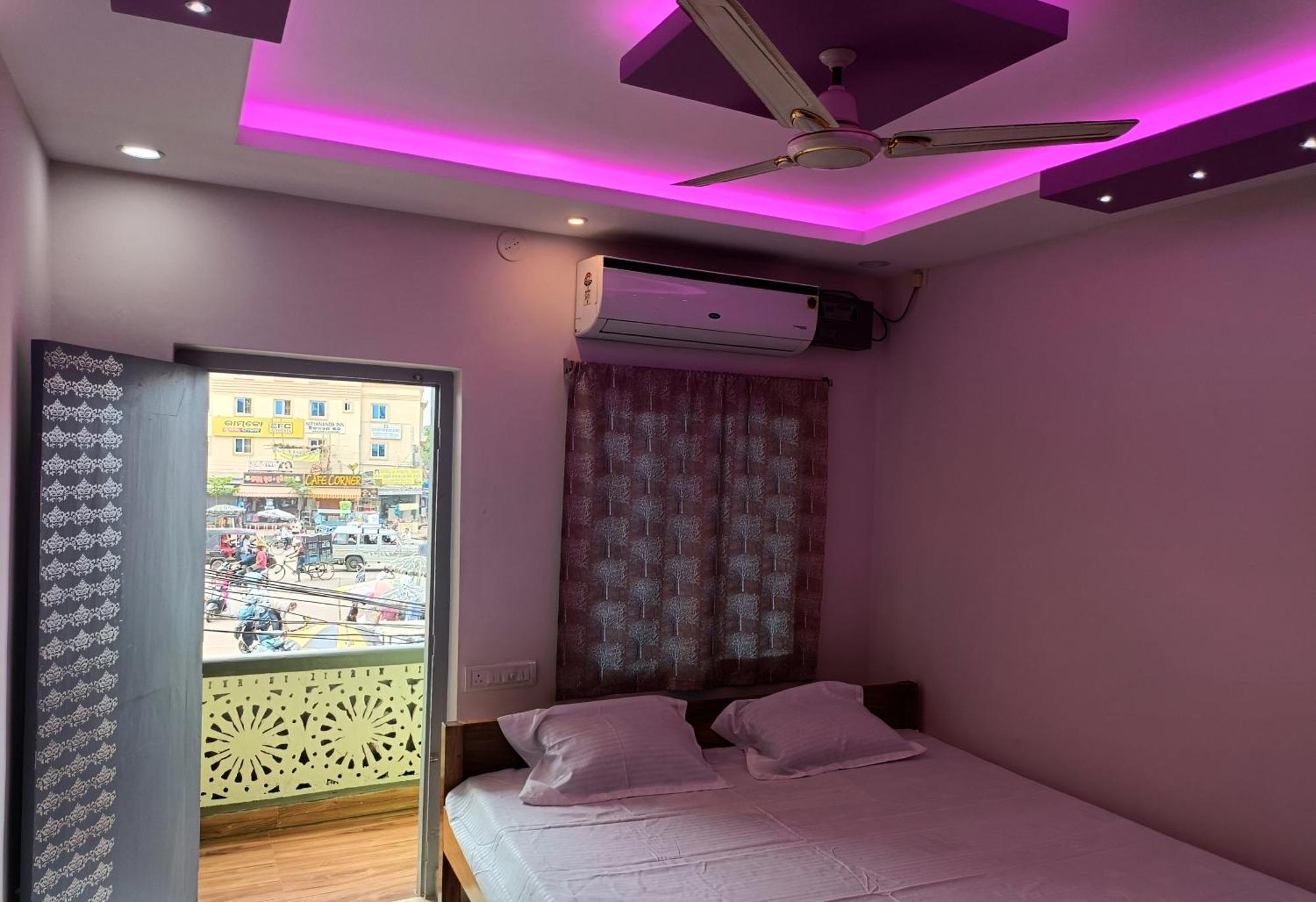 Hotel Grand View Puri Kültér fotó