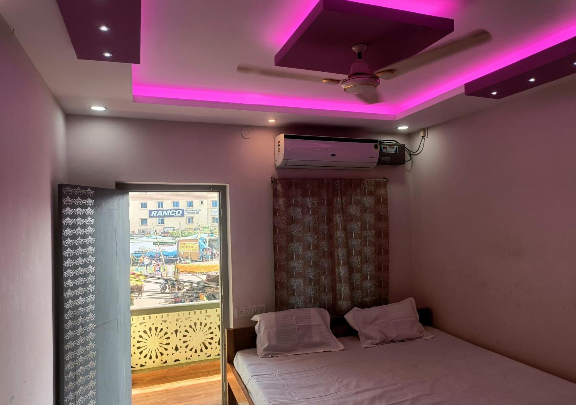 Hotel Grand View Puri Kültér fotó