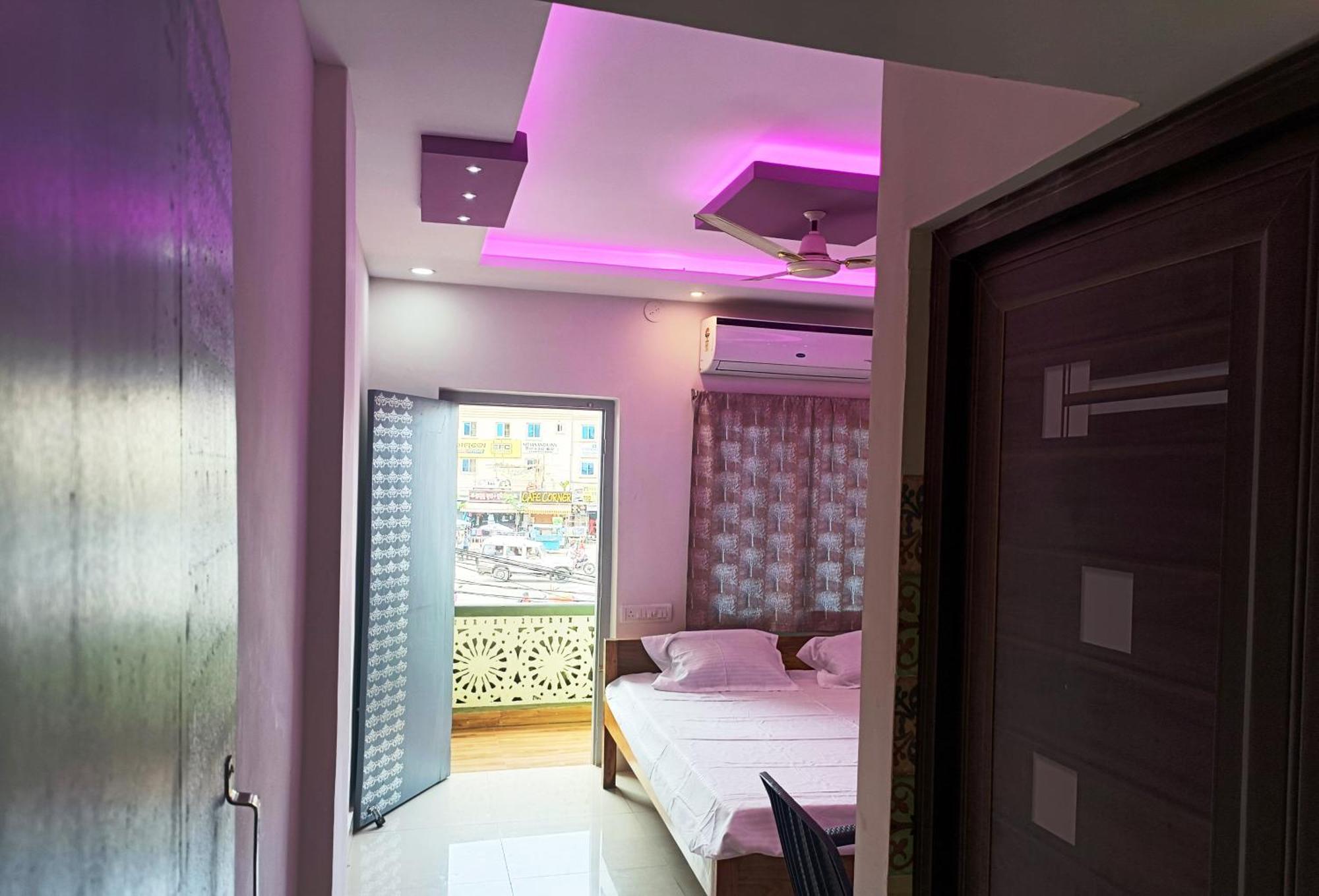Hotel Grand View Puri Kültér fotó