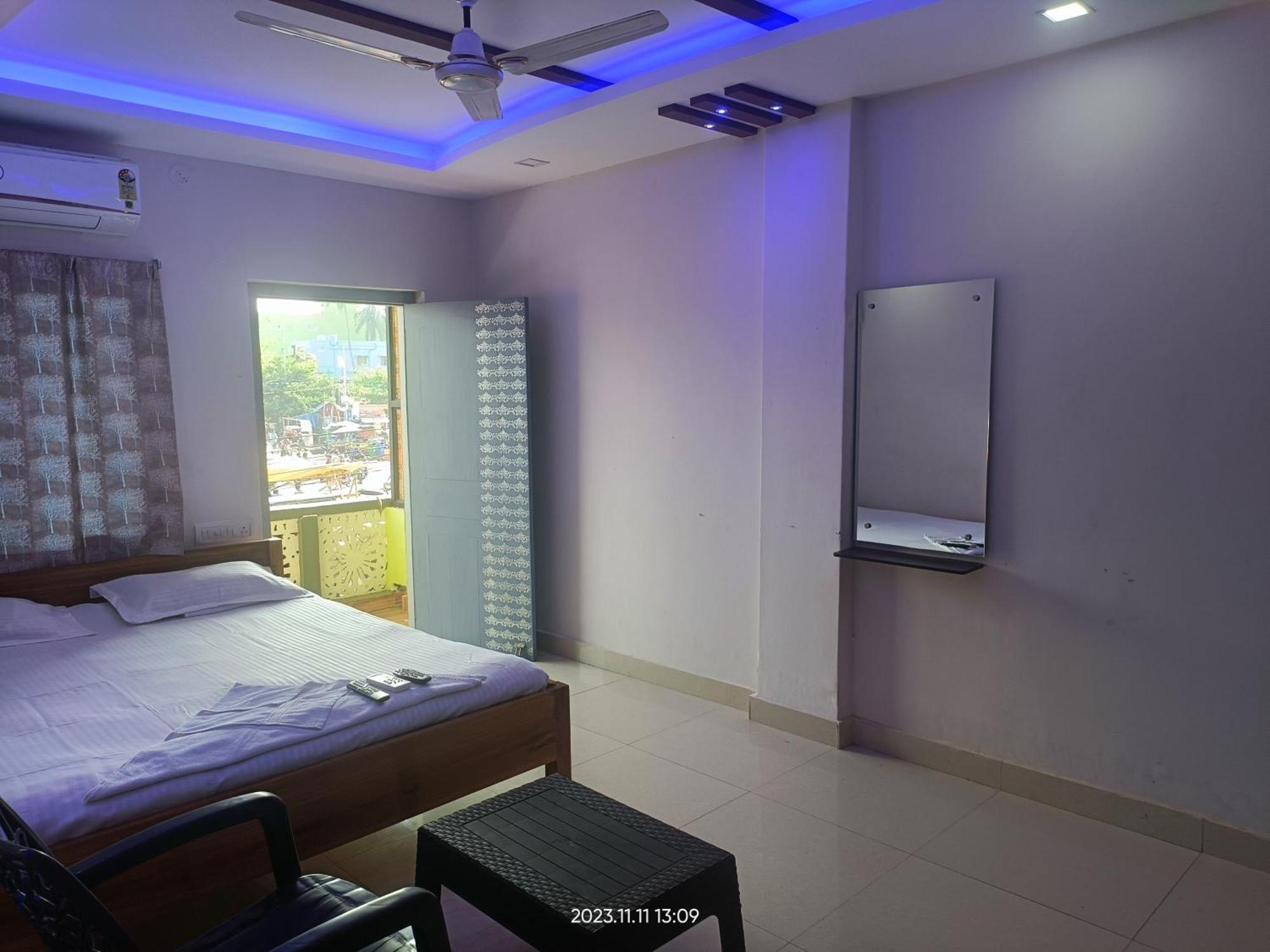 Hotel Grand View Puri Kültér fotó