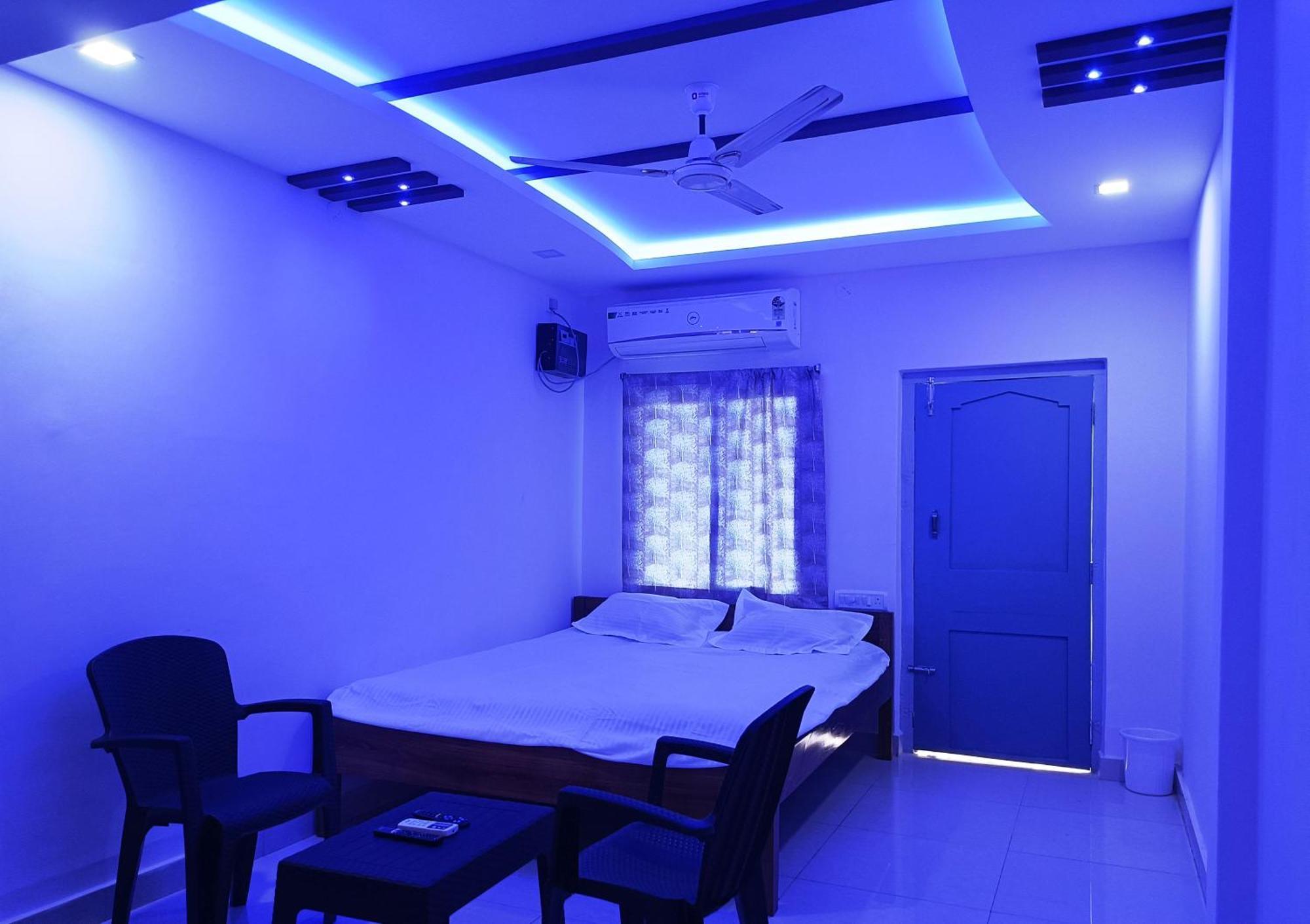 Hotel Grand View Puri Kültér fotó