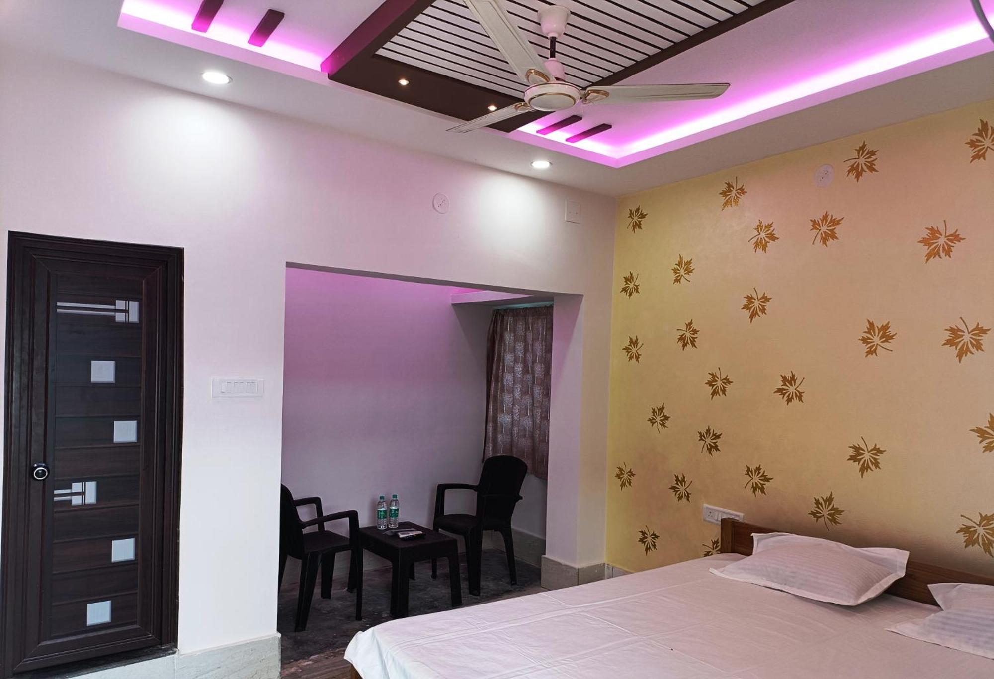 Hotel Grand View Puri Kültér fotó